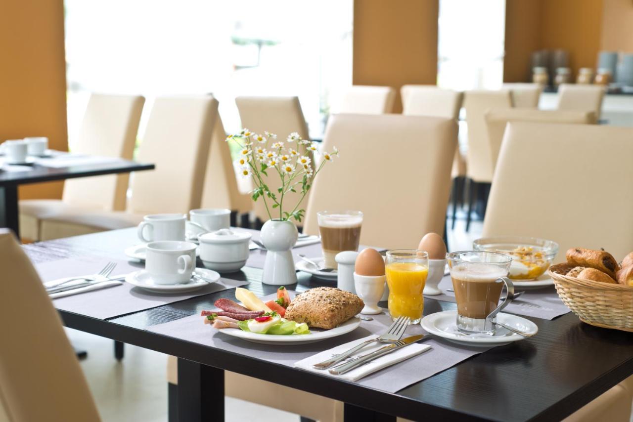 Achat Hotel Dresden Altstadt Екстер'єр фото